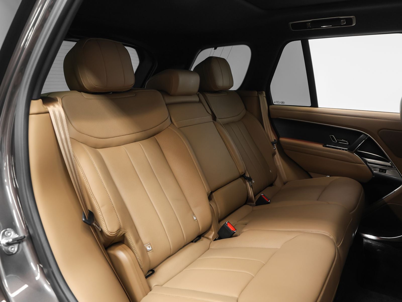 2026 Land Rover Range Rover SE