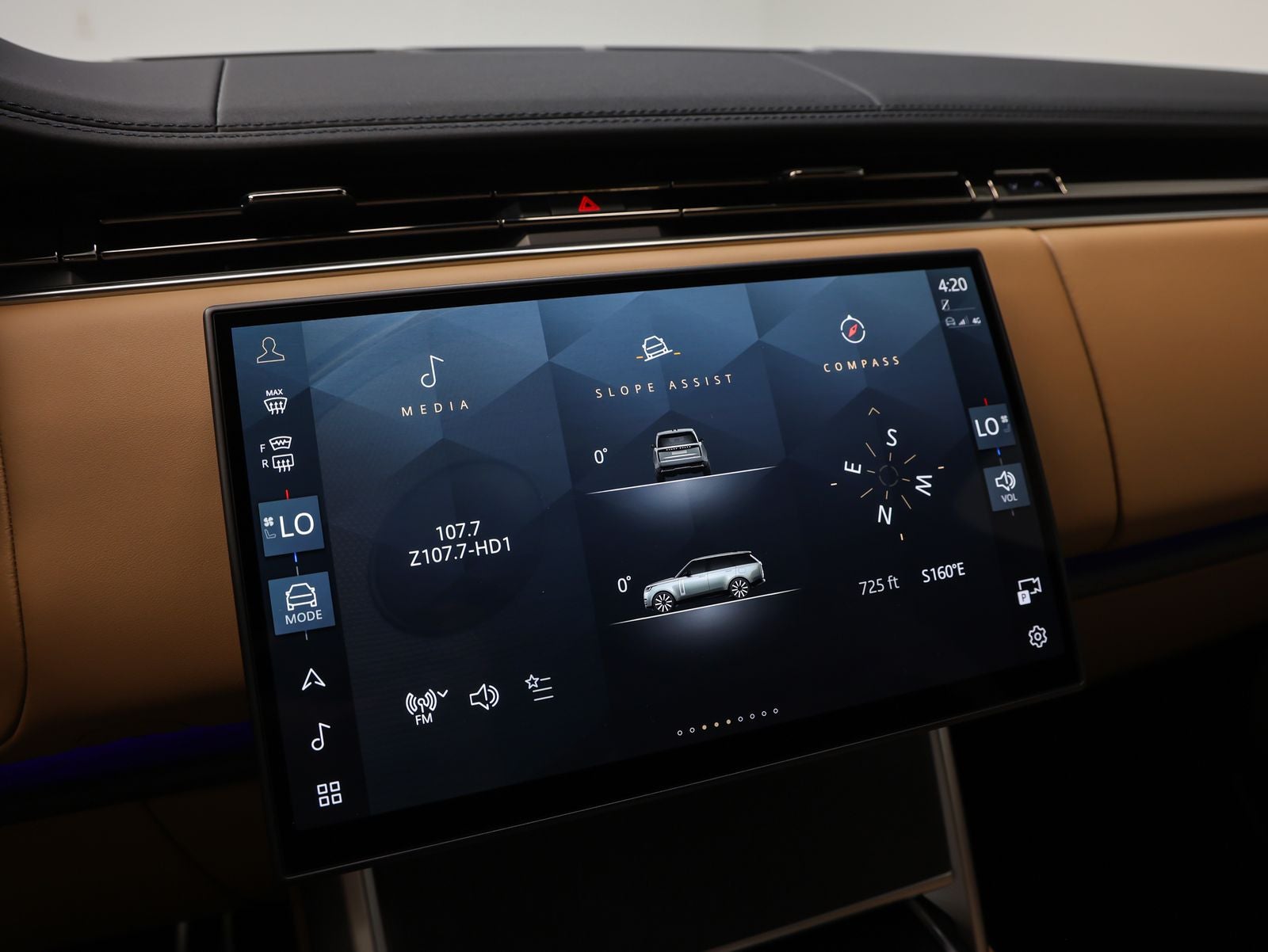 2026 Land Rover Range Rover SE