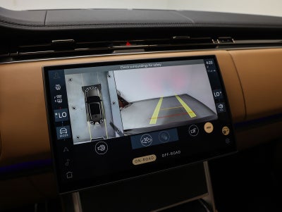 2026 Land Rover Range Rover SE