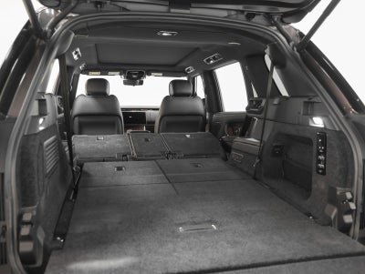 2025 Land Rover Range Rover SE LWB