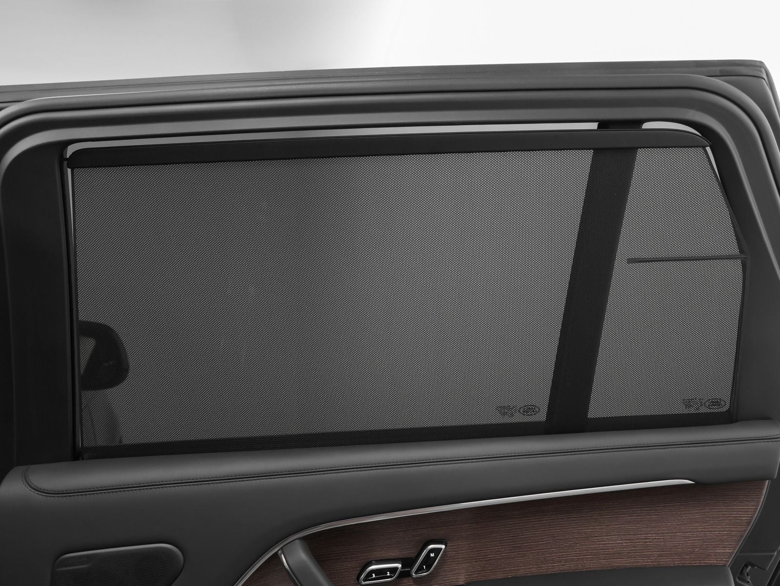 2025 Land Rover Range Rover SE LWB
