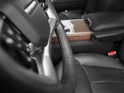 2025 Land Rover Range Rover SE LWB