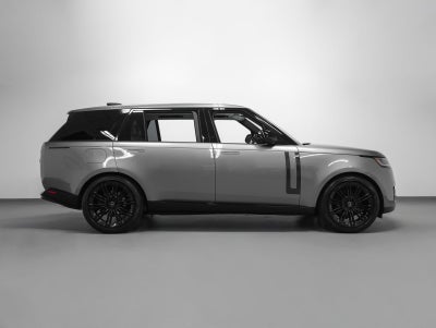 2023 Land Rover Range Rover SE LWB