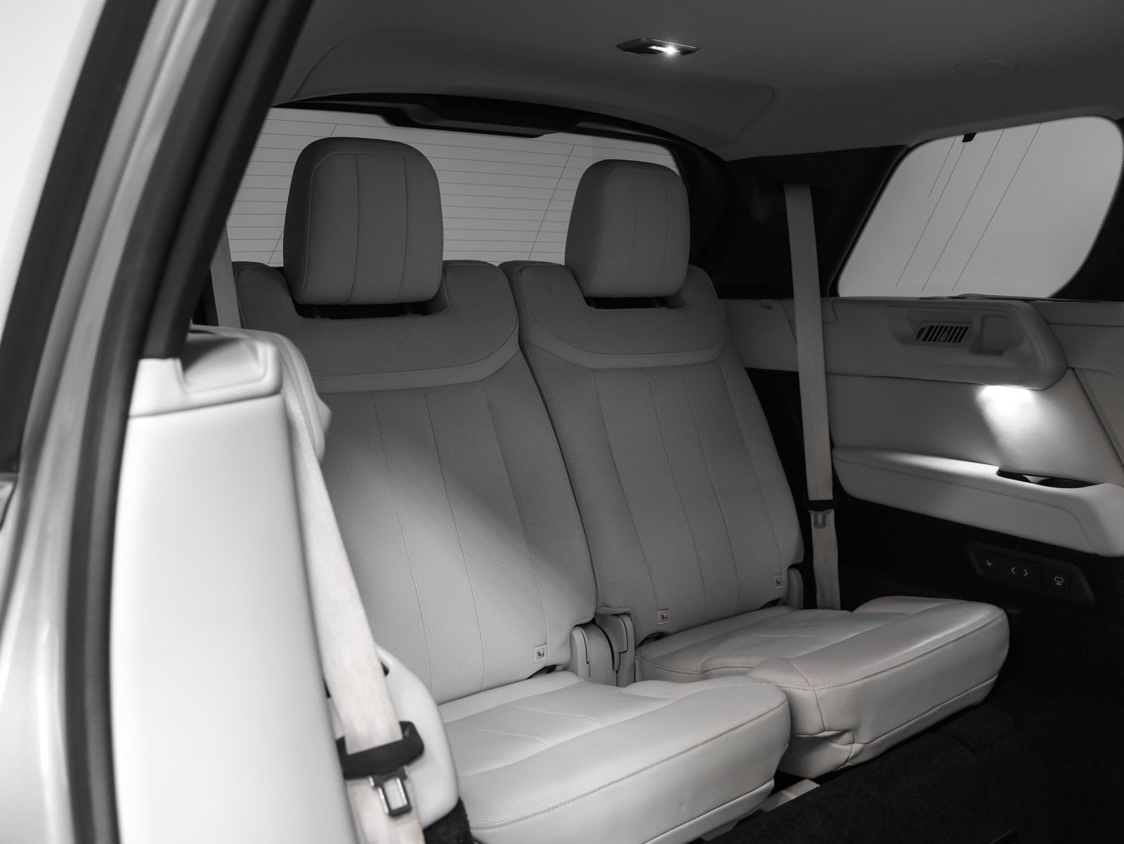 2023 Land Rover Range Rover SE LWB