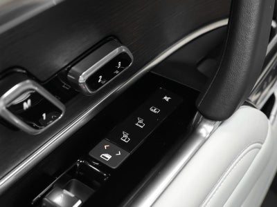 2023 Land Rover Range Rover SE LWB