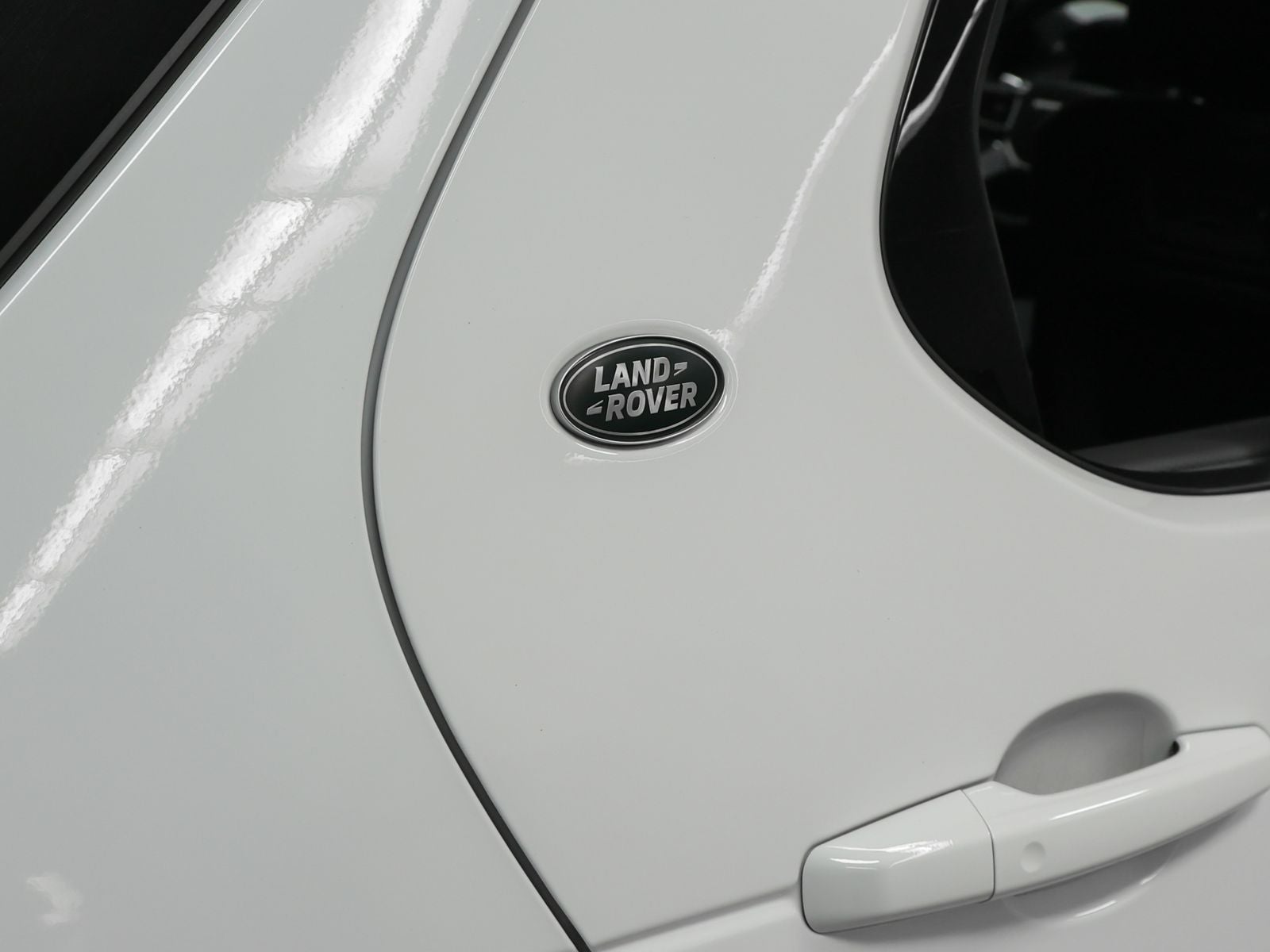 2022 Land Rover Discovery S R-Dynamic