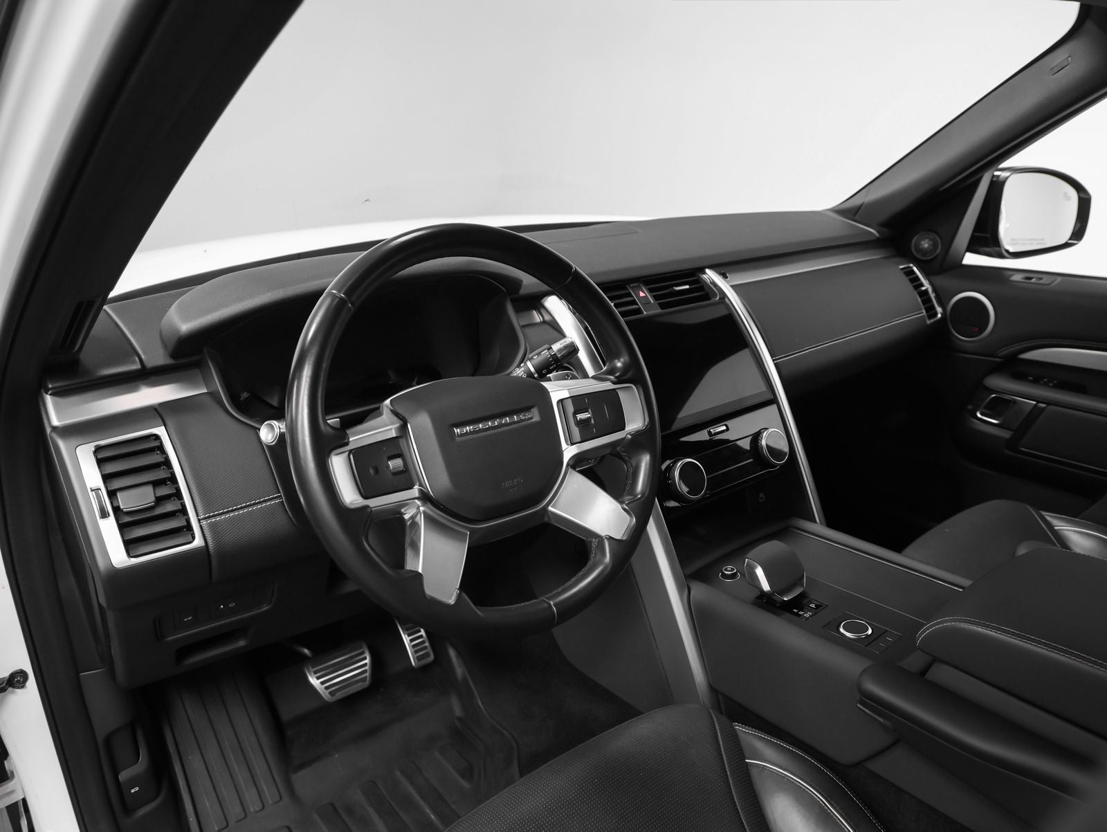 2022 Land Rover Discovery S R-Dynamic