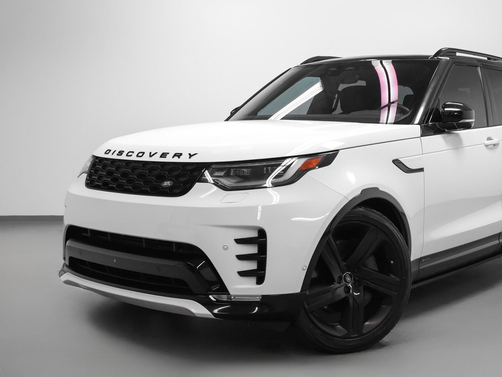 2022 Land Rover Discovery S R-Dynamic
