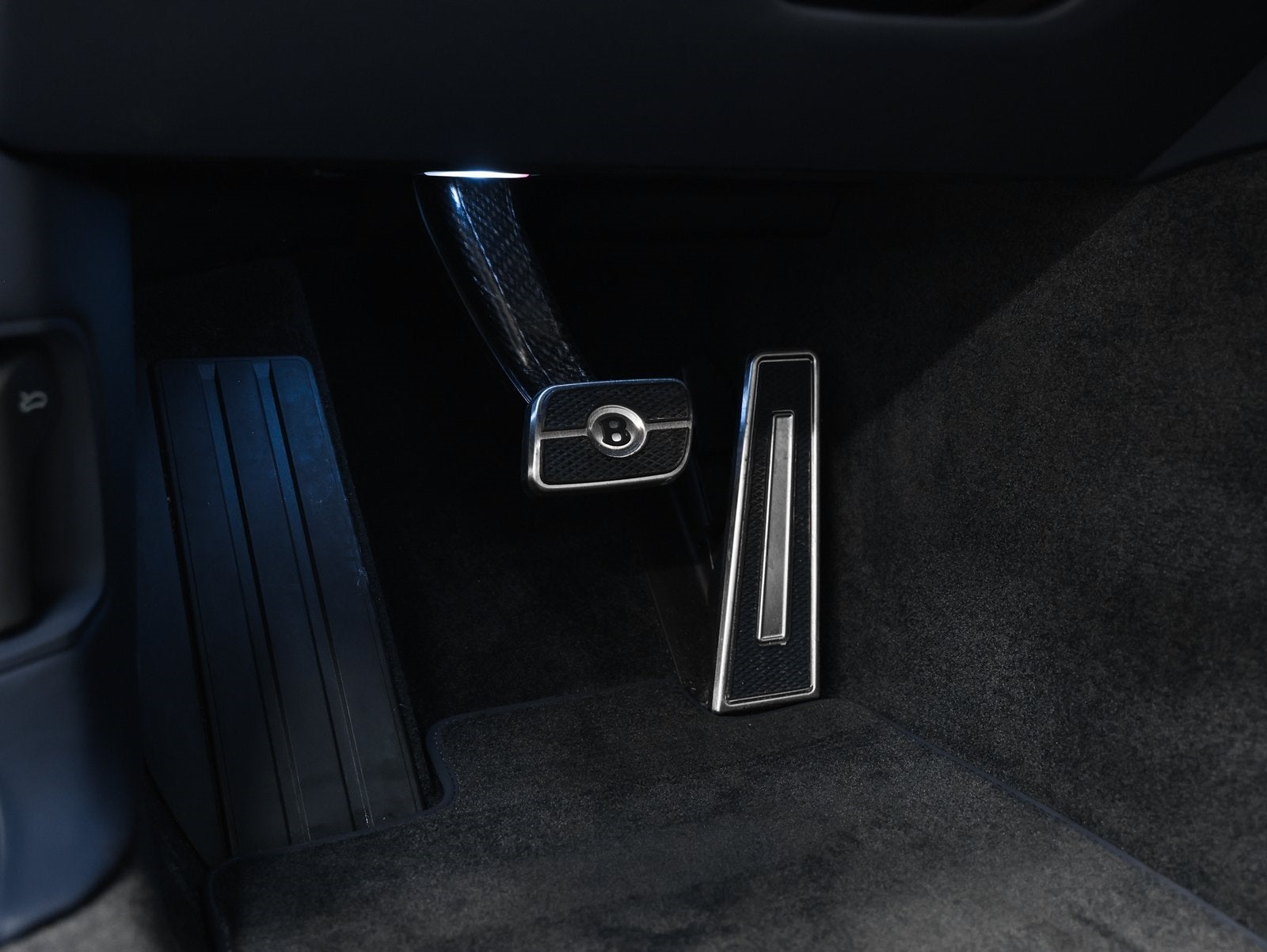 2024 Bentley Continental GT V8