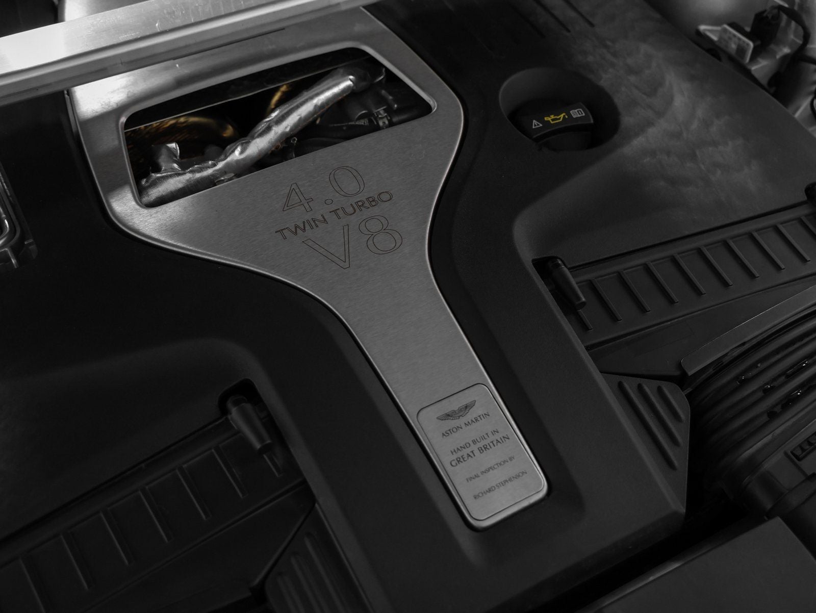 2021 Aston Martin DBX Base