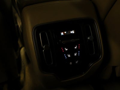 2021 Aston Martin DBX Base