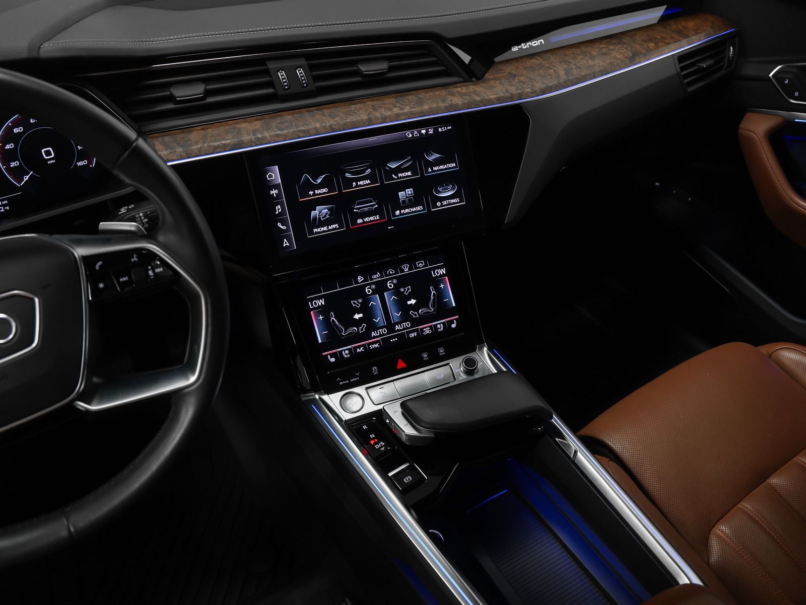 2019 Audi e-tron Prestige quattro