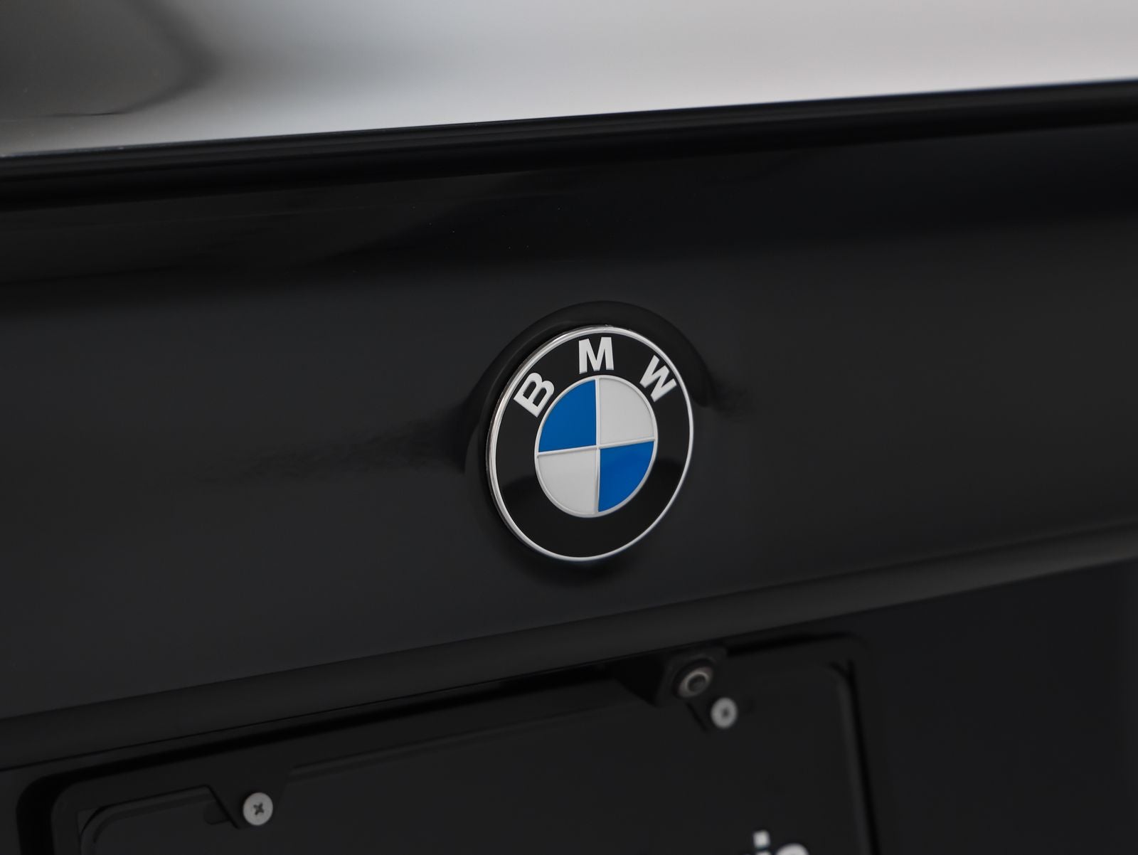 2021 BMW 5 Series M550i xDrive