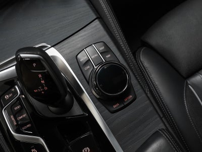 2021 BMW 5 Series M550i xDrive