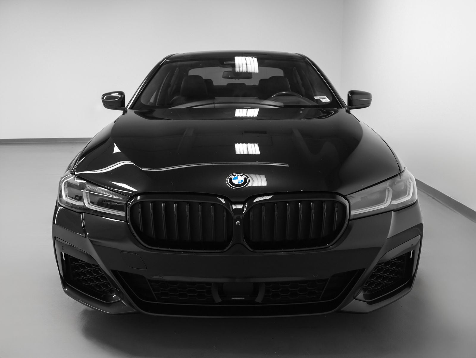 2021 BMW 5 Series M550i xDrive