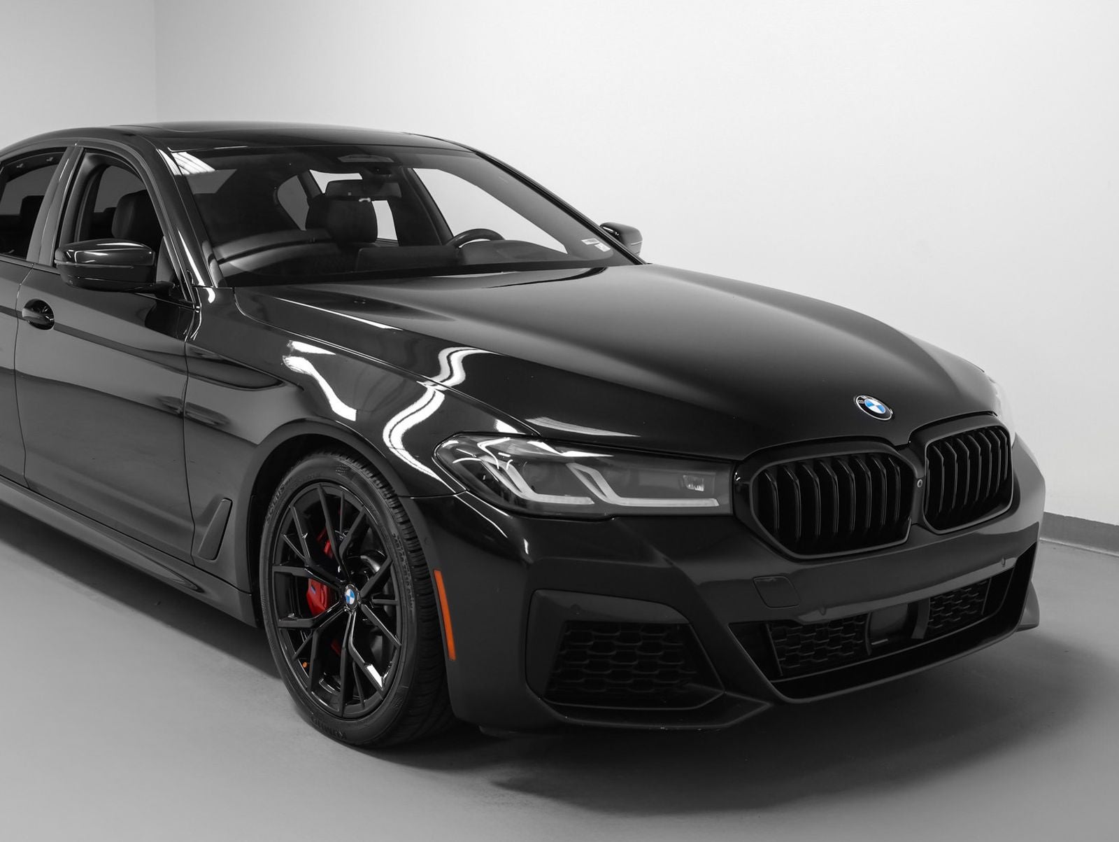 2021 BMW 5 Series M550i xDrive