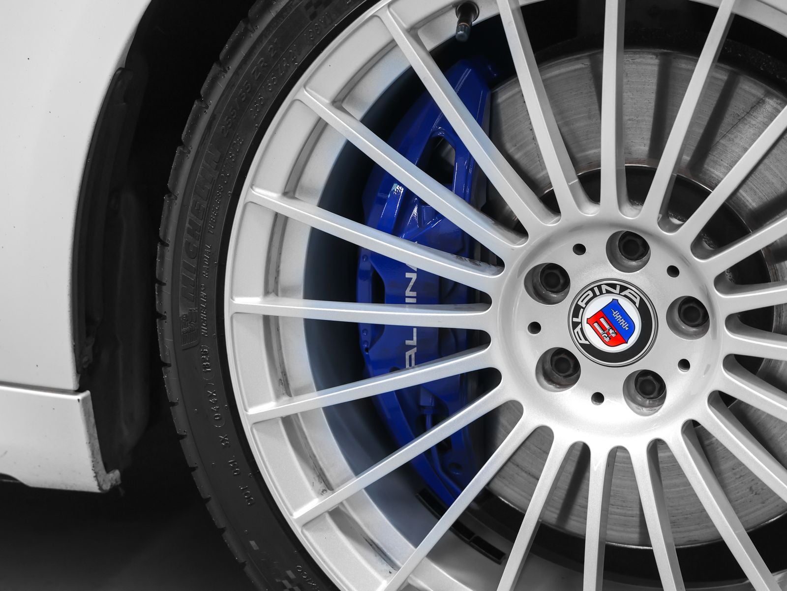 2022 BMW 7 Series ALPINA B7 xDrive
