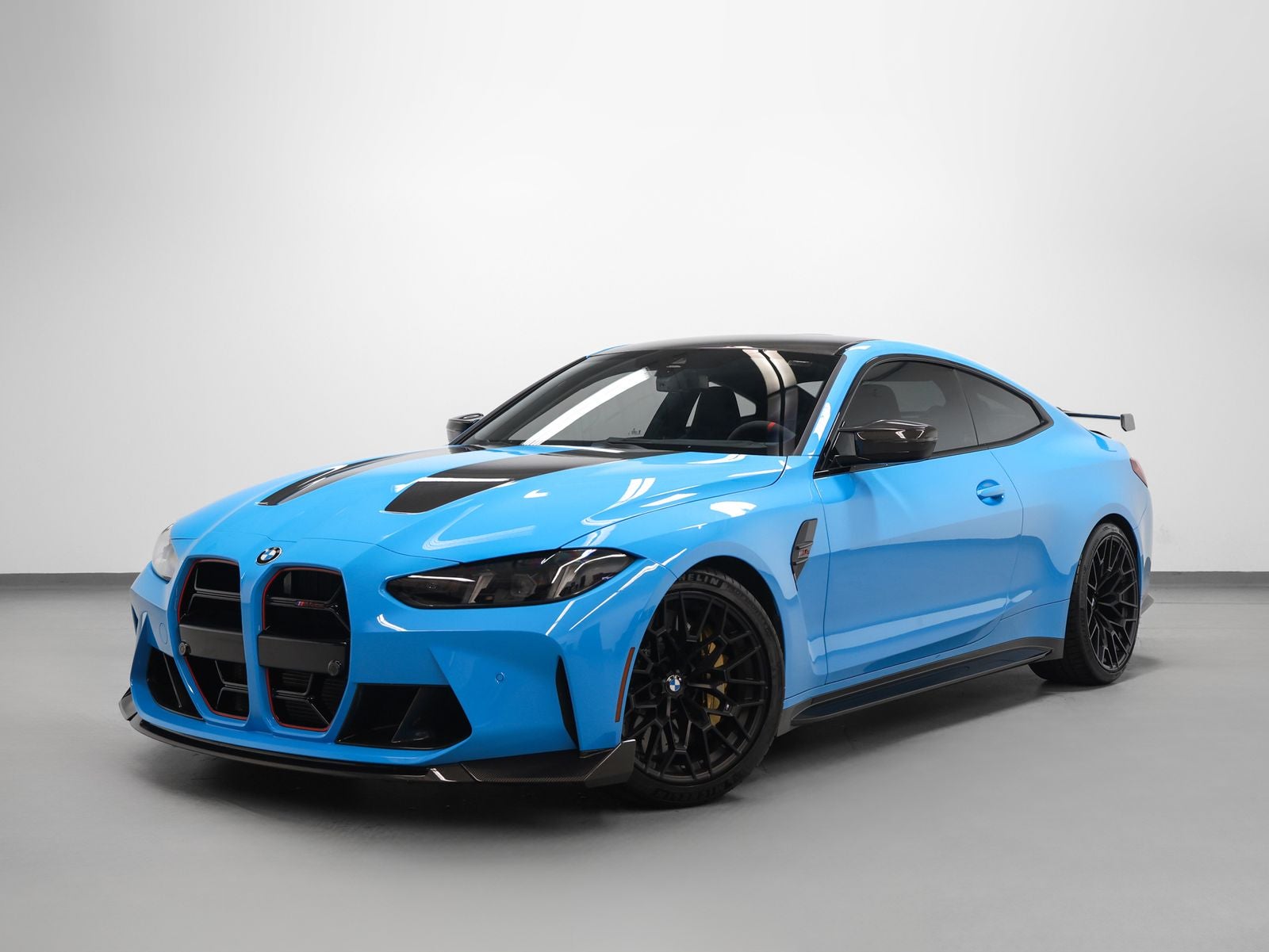 2025 BMW M4 CS
