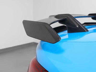 2025 BMW M4 CS