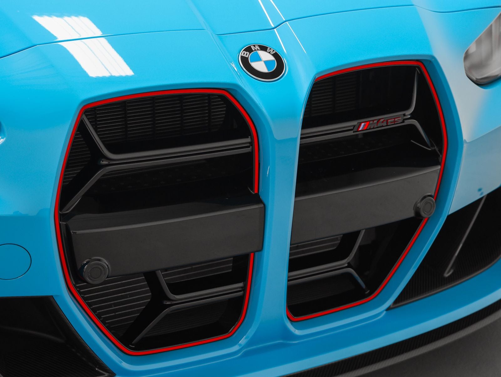 2025 BMW M4 CS