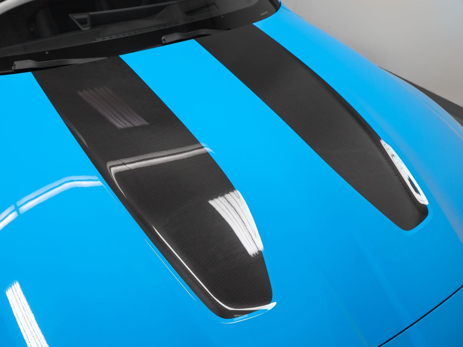 2025 BMW M4 CS