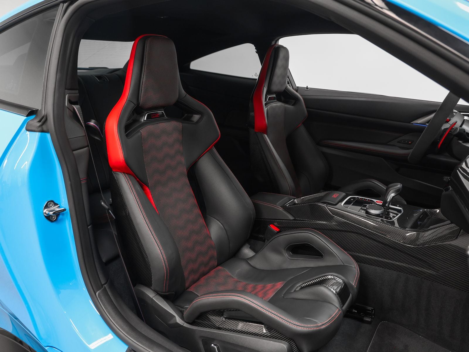 2025 BMW M4 CS