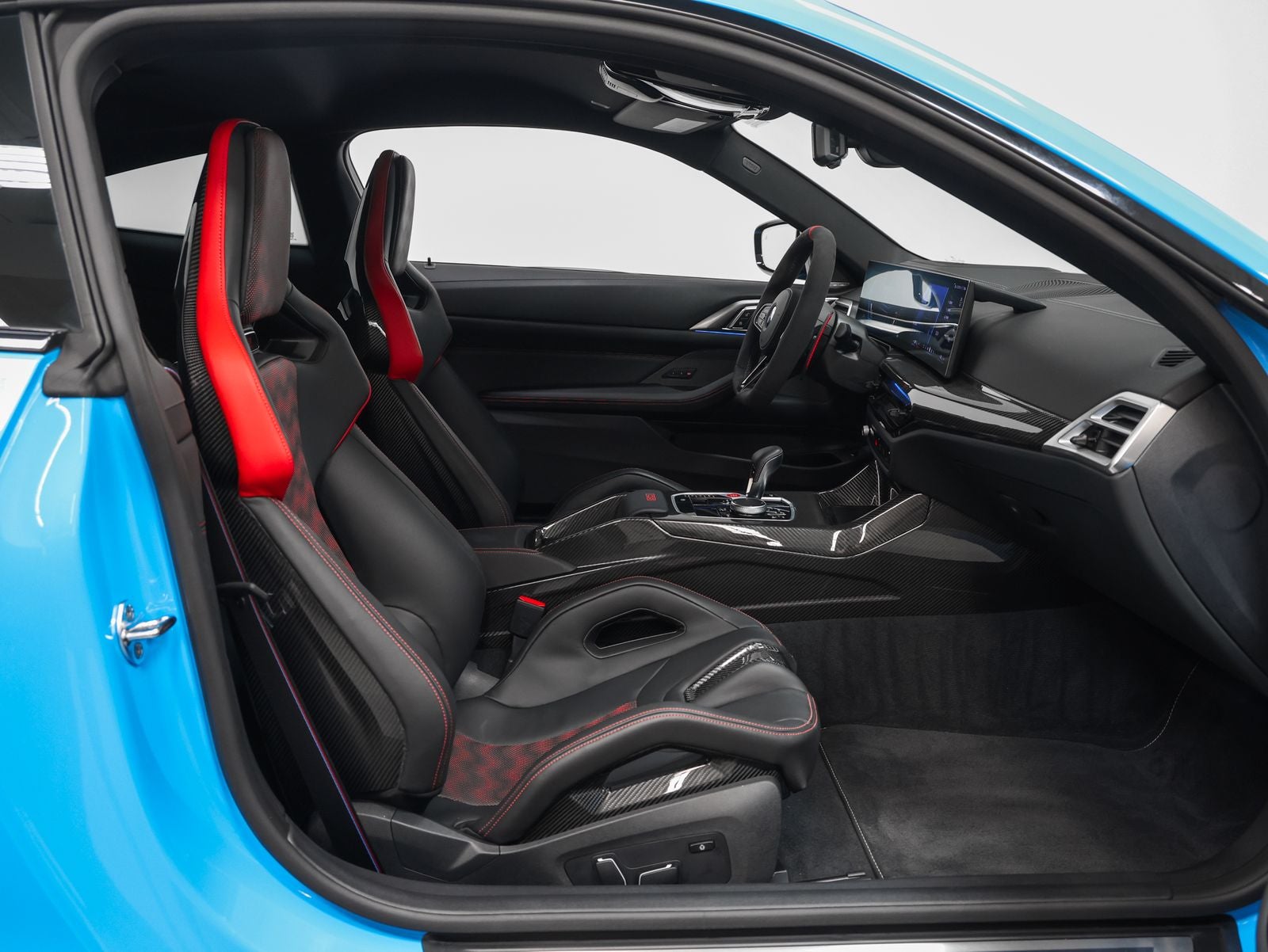 2025 BMW M4 CS