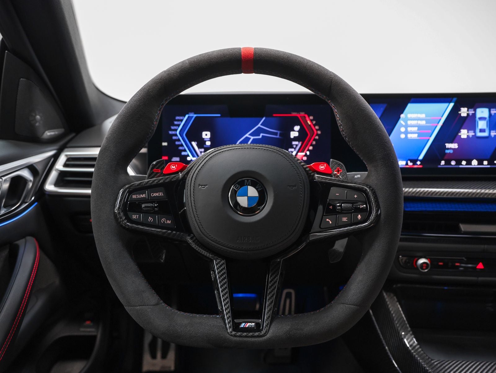 2025 BMW M4 CS