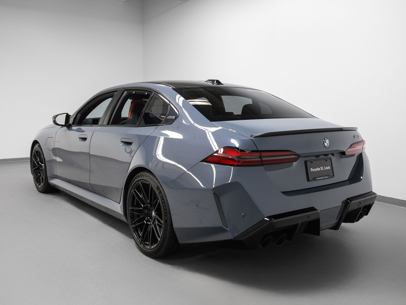 2025 BMW M5 Base