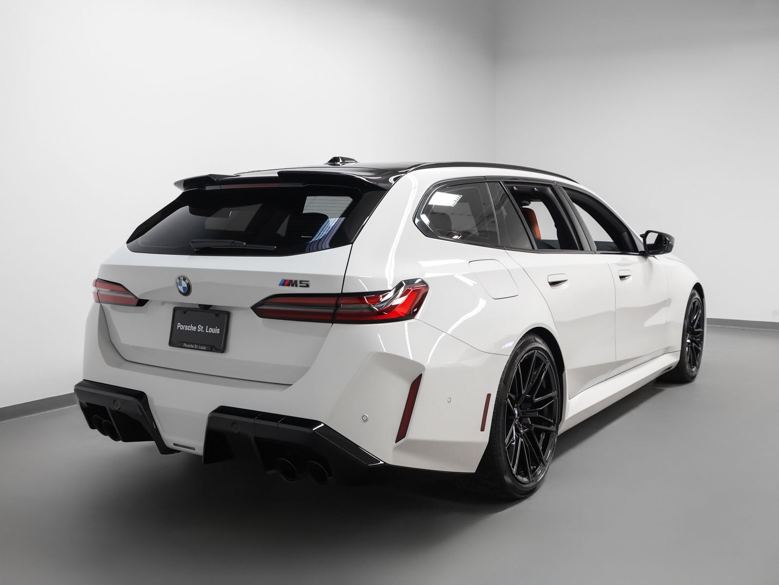 2025 BMW M5 Base