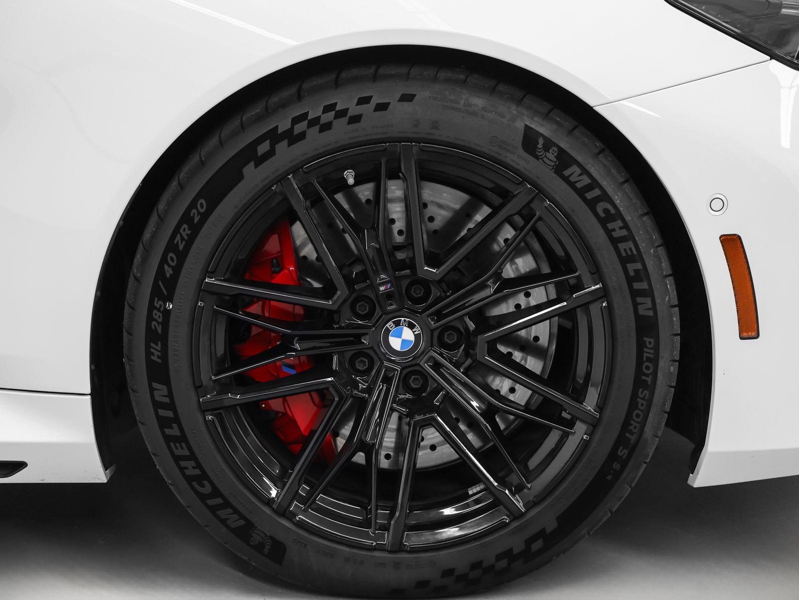 2025 BMW M5 Base