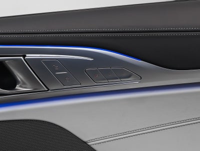 2021 BMW M8 Base