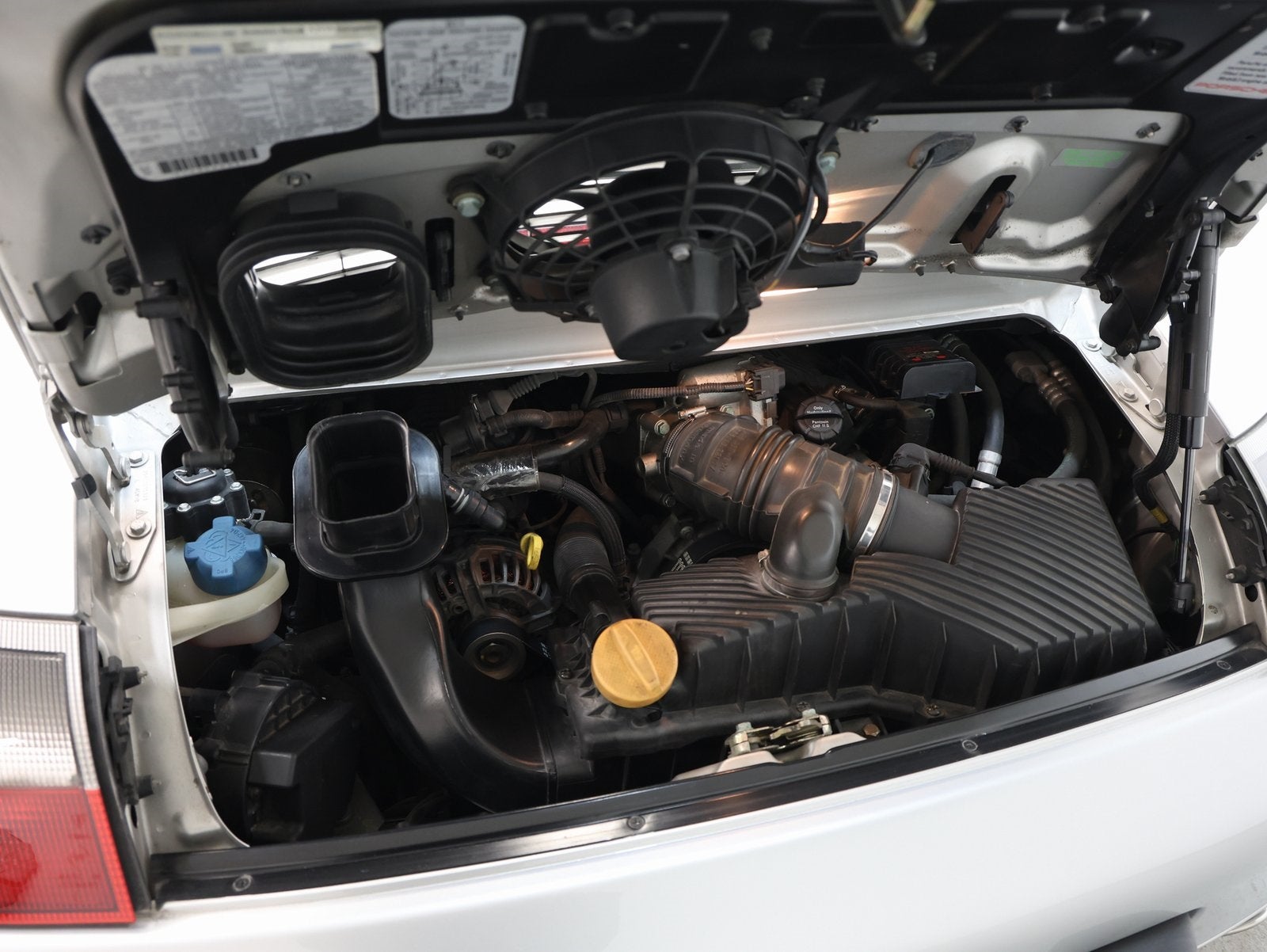 1999 Porsche 911 Carrera 4