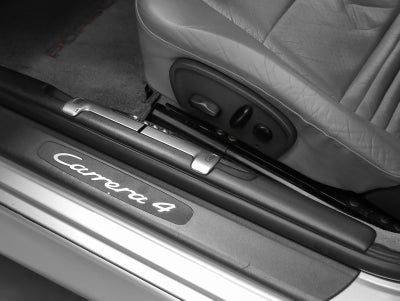 1999 Porsche 911 Carrera 4