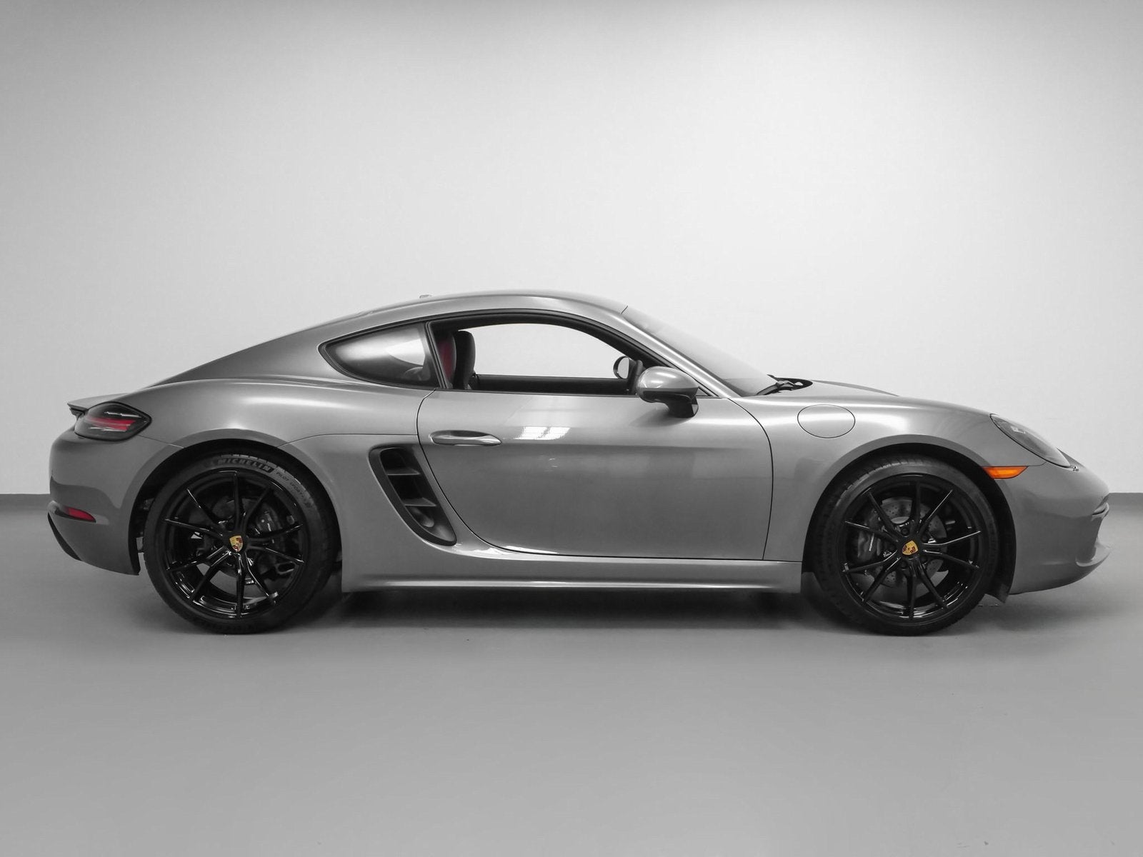 2025 Porsche 718 718 Cayman