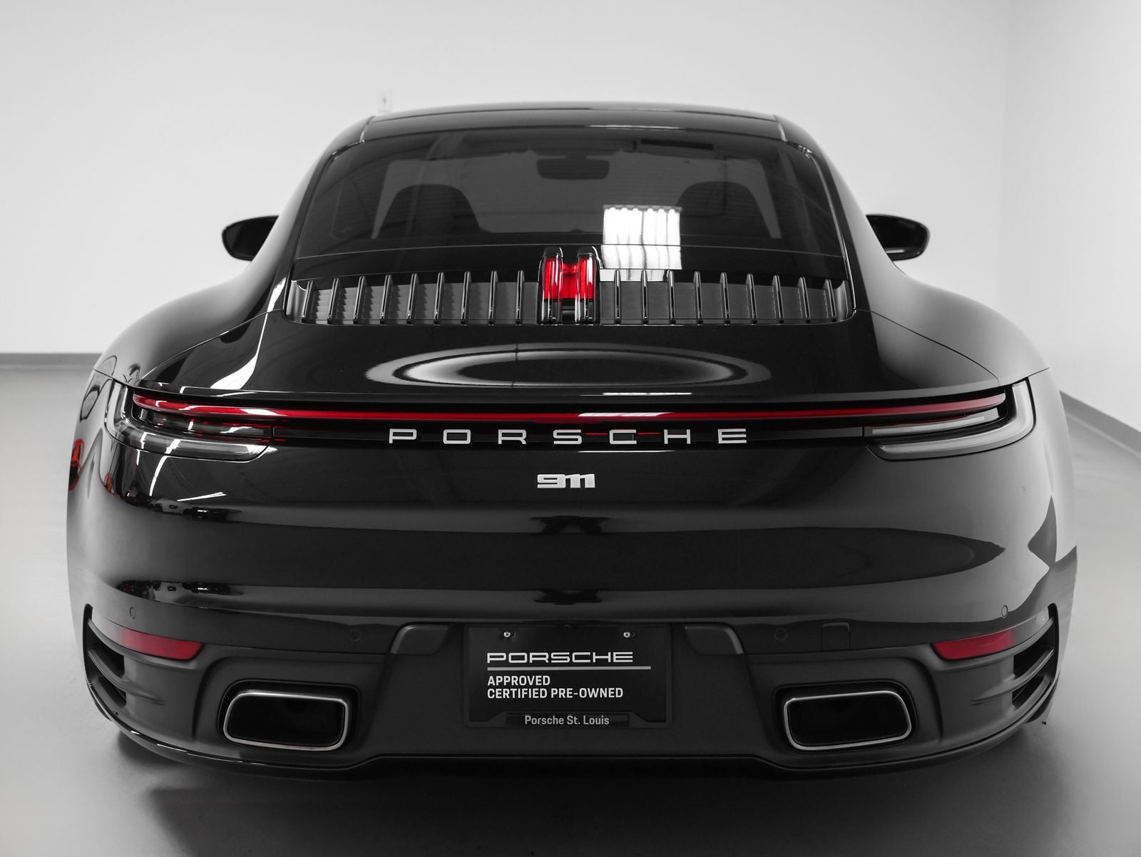 2022 Porsche 911 Carrera