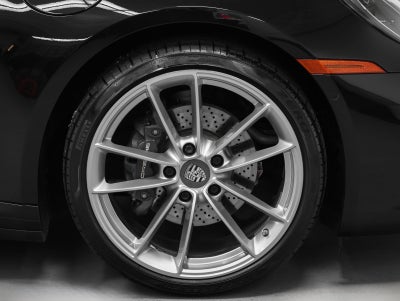 2022 Porsche 911 Carrera