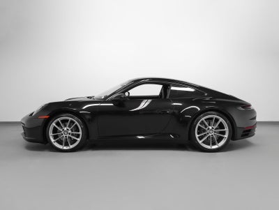 2022 Porsche 911 Carrera