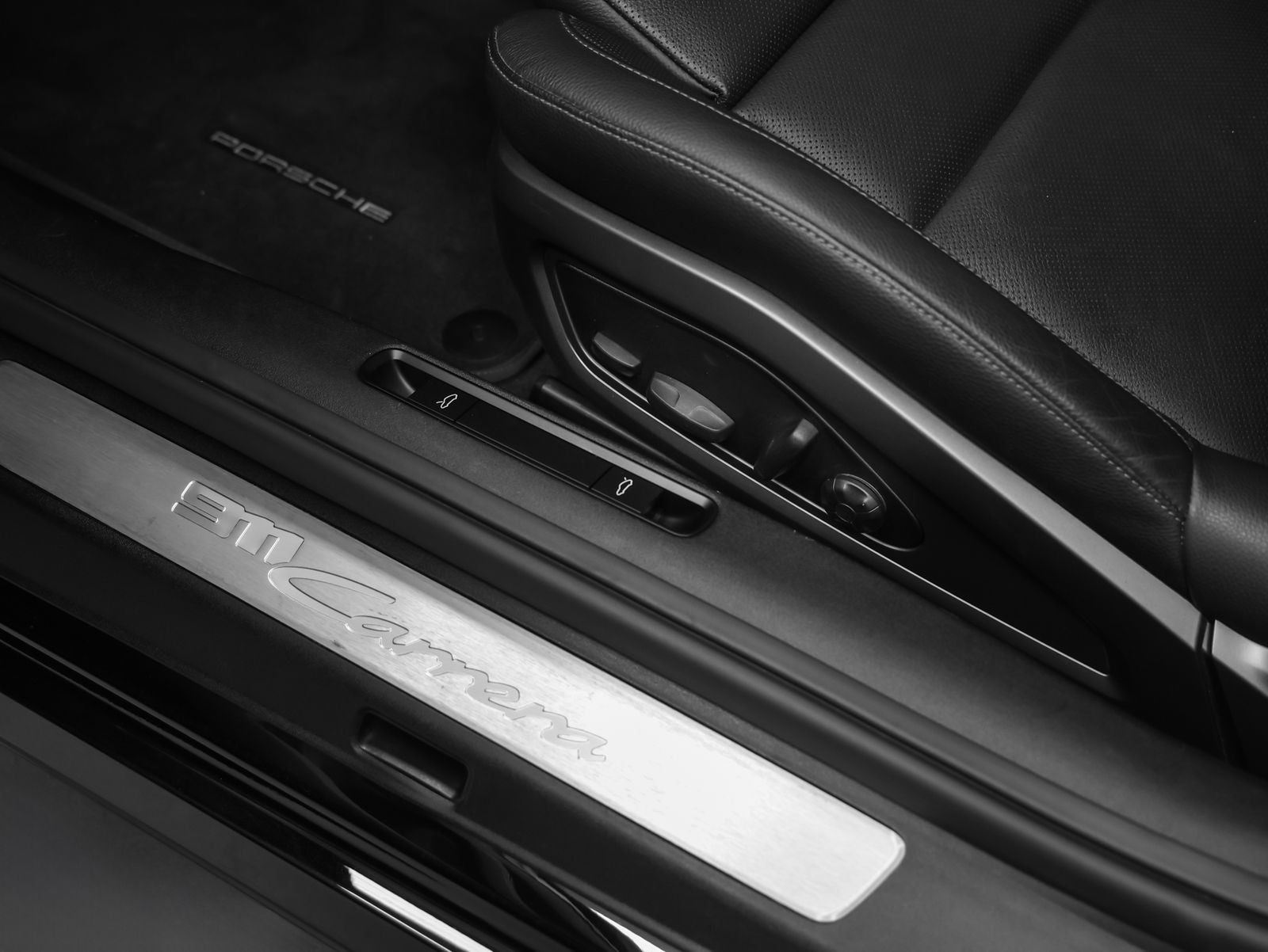 2022 Porsche 911 Carrera