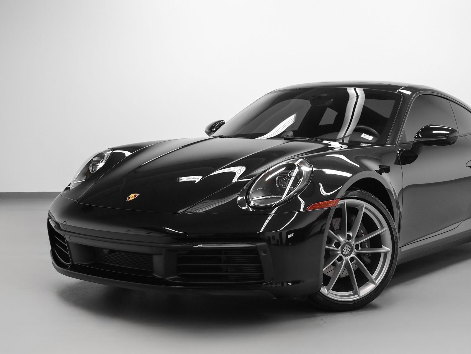 2022 Porsche 911 Carrera