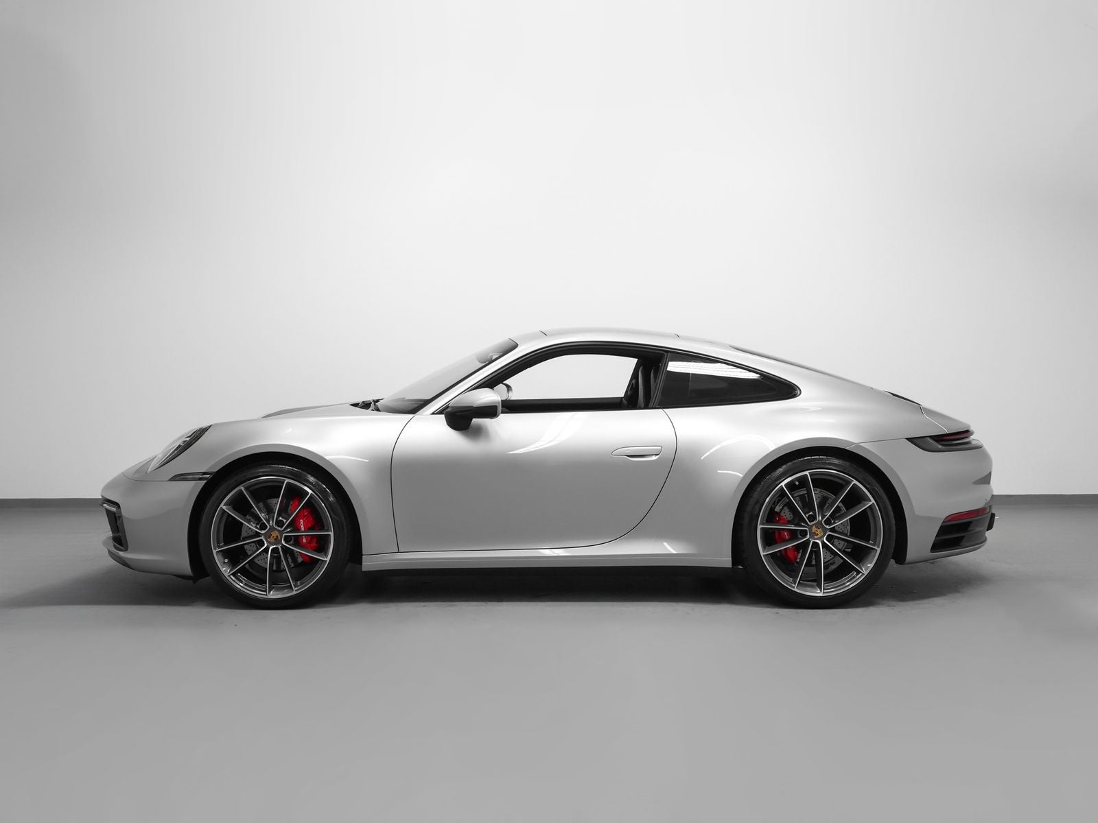 2020 Porsche 911 Carrera