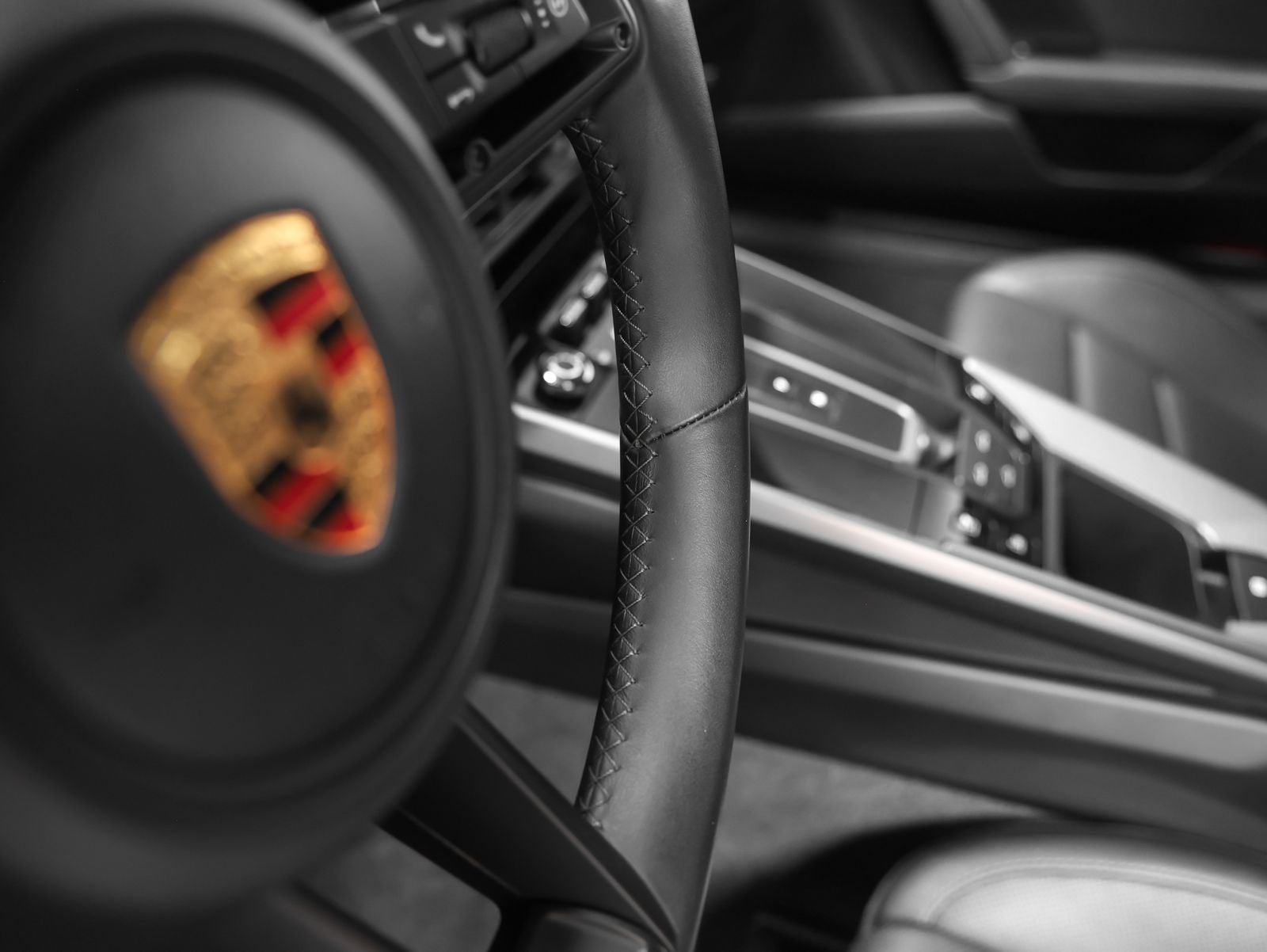 2020 Porsche 911 Carrera