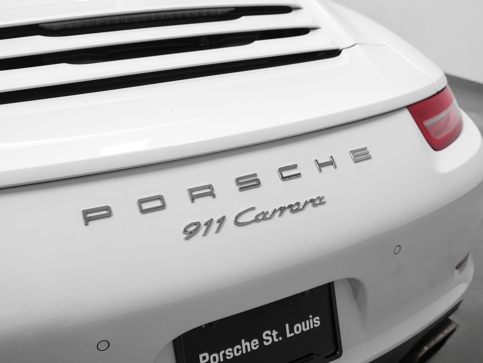 2015 Porsche 911 Carrera