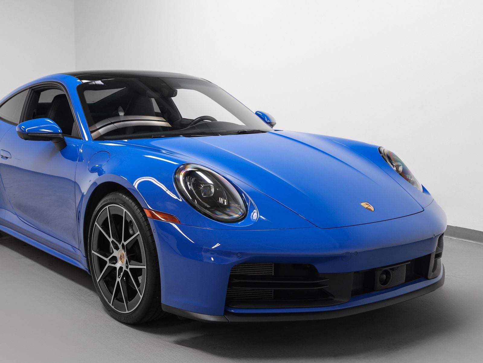 2025 Porsche 911 Carrera