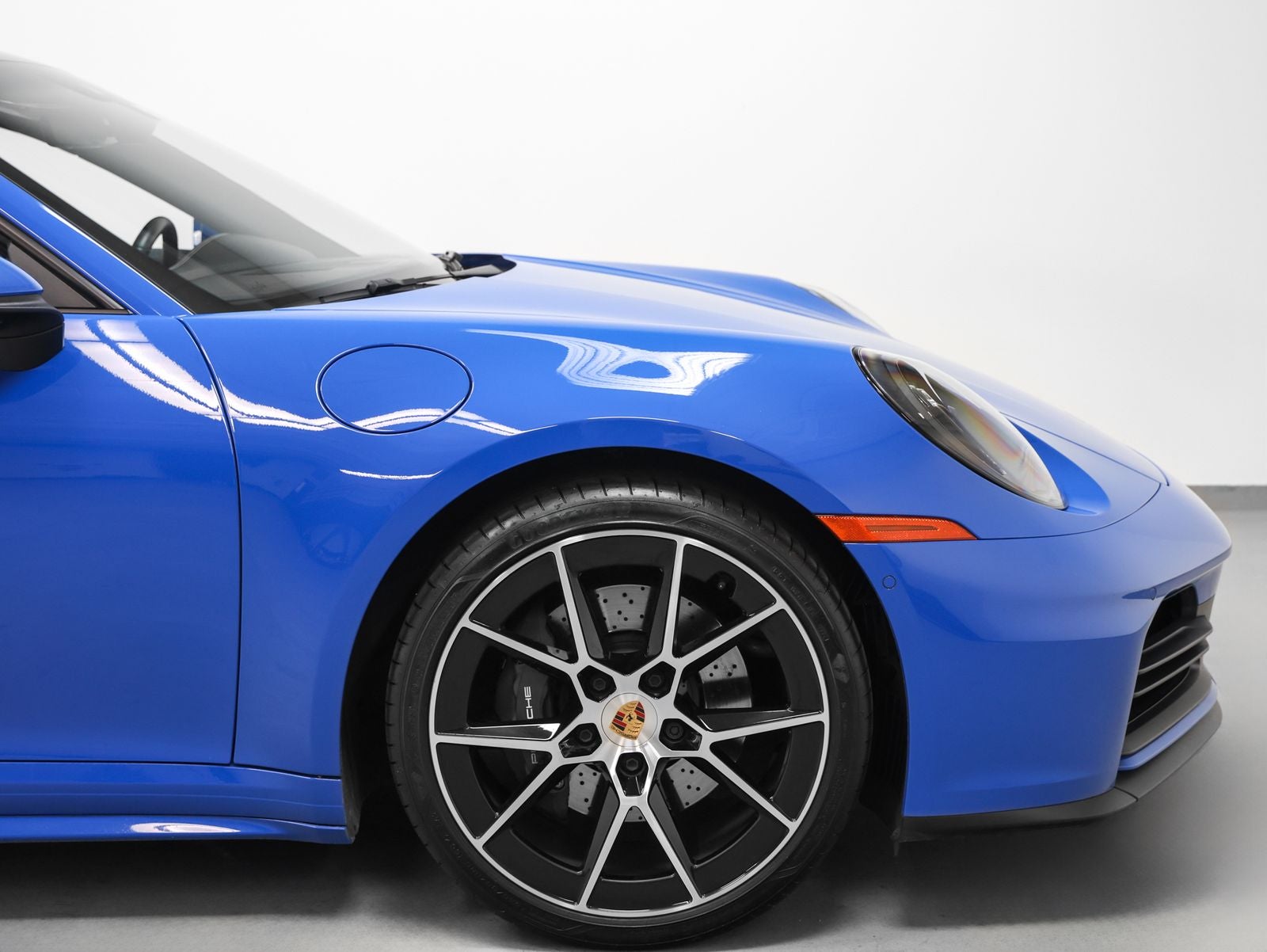 2025 Porsche 911 Carrera