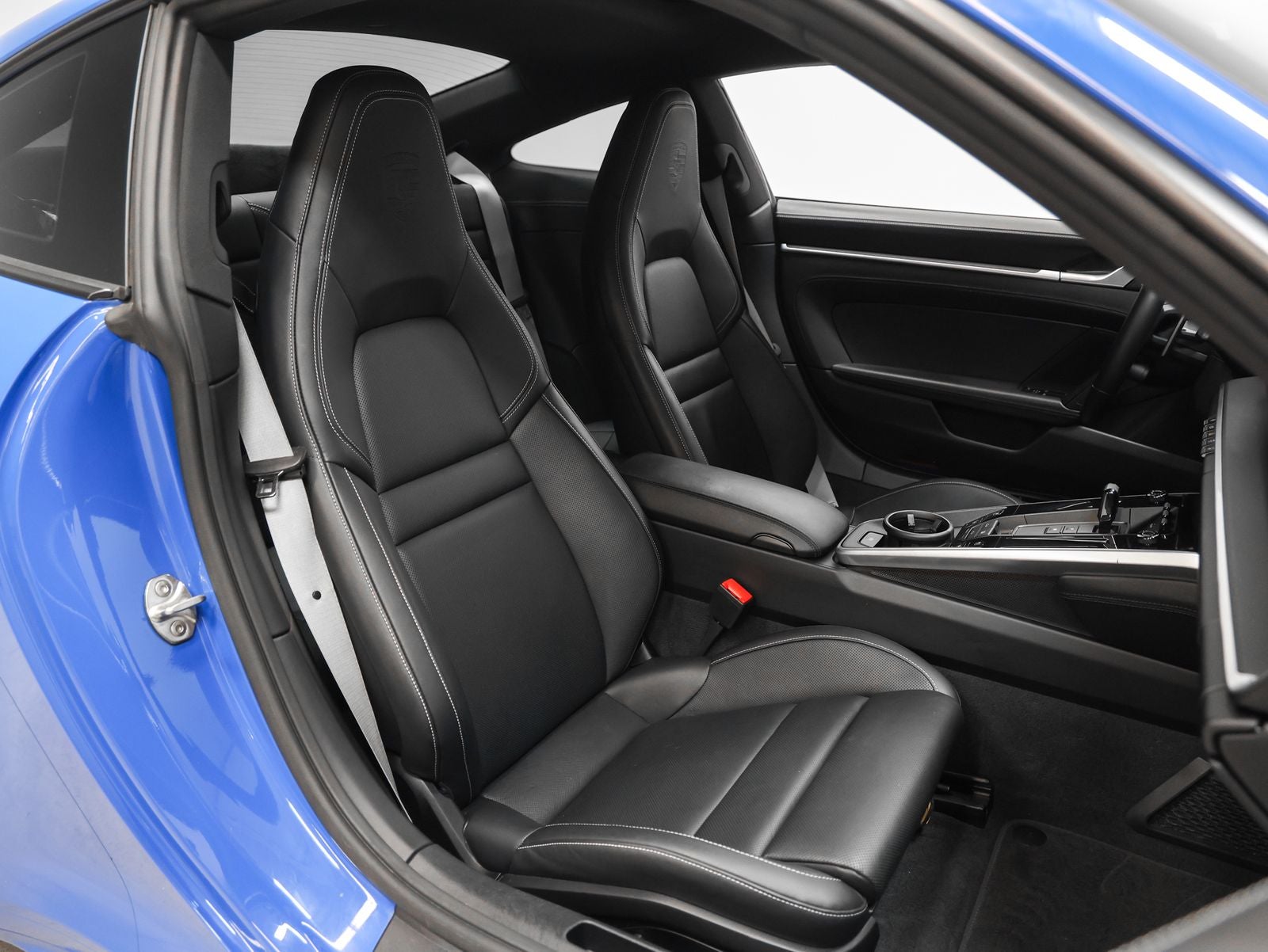 2025 Porsche 911 Carrera