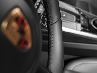 2025 Porsche 911 Carrera