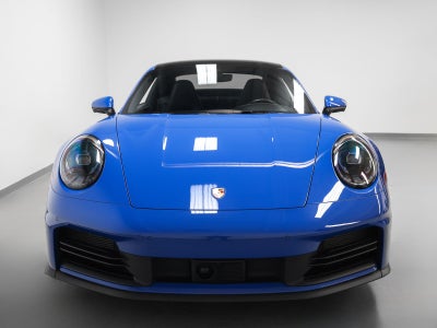 2025 Porsche 911 Carrera
