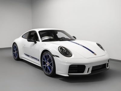 2025 Porsche 911 Carrera T