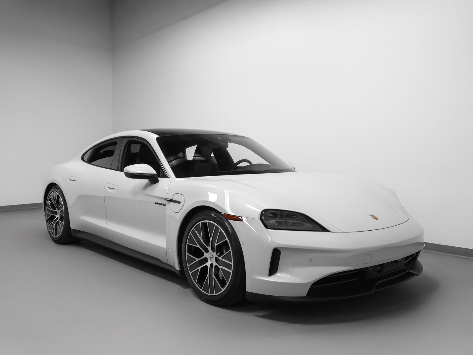 2025 Porsche Taycan Taycan 4
